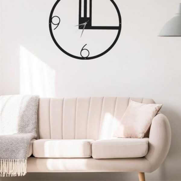 Risingmaber Dekoratif Tasarımlı Siyah Çizgili Oval Metal Duvar Saati 50x50 MS38